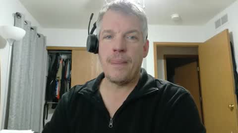 Snapshot of master_thorn chatting on January 19, 2026, 4:27 am Master Thorn online show from January 19, 2026, 4:27 am