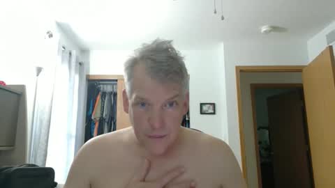 Snapshot of master_thorn chatting on March 26, 2026, 3:17 pm Master Thorn online show from March 26, 2026, 3:17 pm