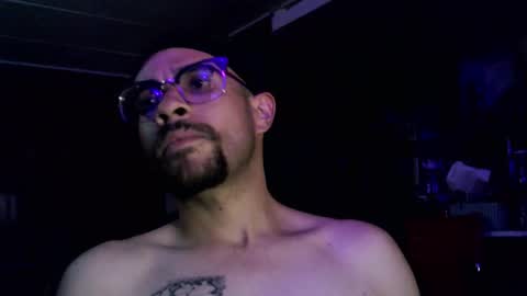 Snapshot of masteralister321 chatting on December 2, 2025, 7:57 am Master Aleister online show from December 2, 2025, 7:57 am