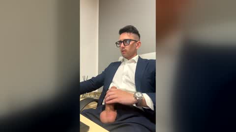 Snapshot of masterboss_fl chatting on May 25, 2026, 12:00 pm Master Boss online show from May 25, 2026, 12:00 pm