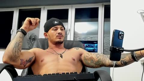 masterchris12 online show from December 8, 2024, 9:08 pm