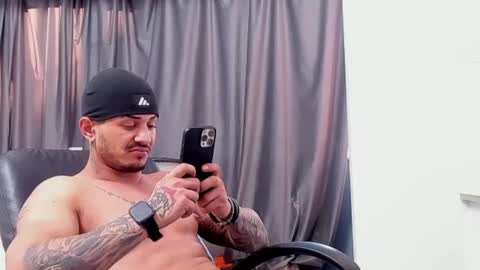 masterchris12 online show from December 16, 2024, 6:53 am