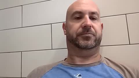 Snapshot of masterclass69er chatting on September 9, 2025, 9:42 am Bob online show from September 9, 2025, 9:42 am