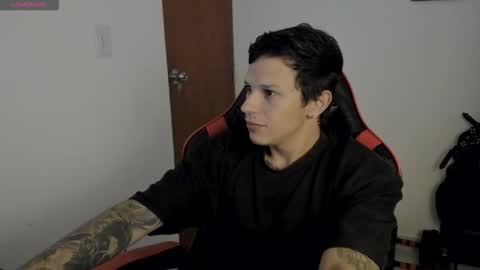 Snapshot of masterdave7 chatting on September 27, 2025, 11:04 am Dave online show from September 27, 2025, 11:04 am