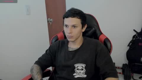 Snapshot of masterdave7 chatting on October 3, 2025, 7:11 pm Dave online show from October 3, 2025, 7:11 pm