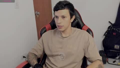 Snapshot of masterdave7 chatting on October 4, 2025, 11:08 am Dave online show from October 4, 2025, 11:08 am