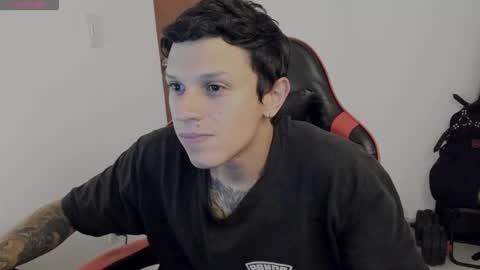 Snapshot of masterdave7 chatting on October 7, 2025, 12:08 am Dave online show from October 7, 2025, 12:08 am