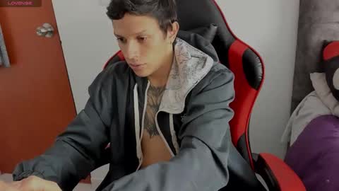 Snapshot of masterdave7 chatting on October 8, 2025, 3:31 pm Dave online show from October 8, 2025, 3:31 pm