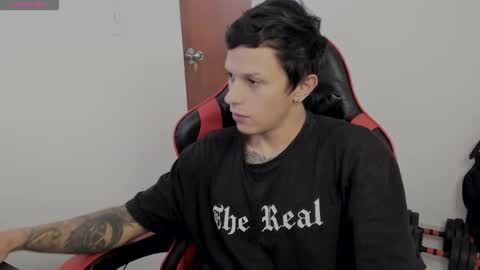 Snapshot of masterdave7 chatting on October 10, 2025, 11:20 am Dave online show from October 10, 2025, 11:20 am