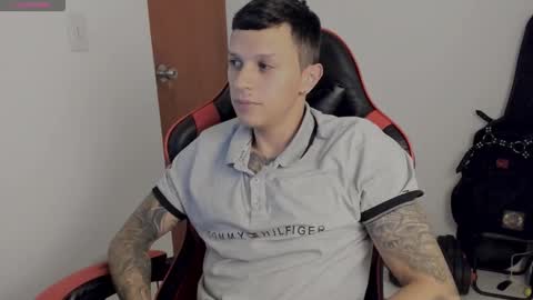 Snapshot of masterdave7 chatting on October 18, 2025, 11:27 pm Dave online show from October 18, 2025, 11:27 pm