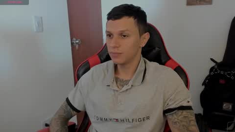 Snapshot of masterdave7 chatting on October 19, 2025, 12:17 pm Dave online show from October 19, 2025, 12:17 pm