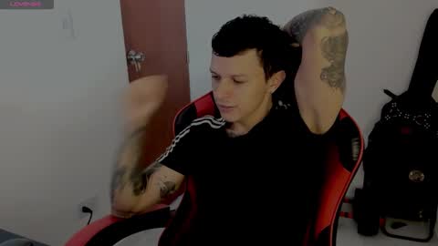 Snapshot of masterdave7 chatting on November 9, 2025, 11:19 am Dave online show from November 9, 2025, 11:19 am