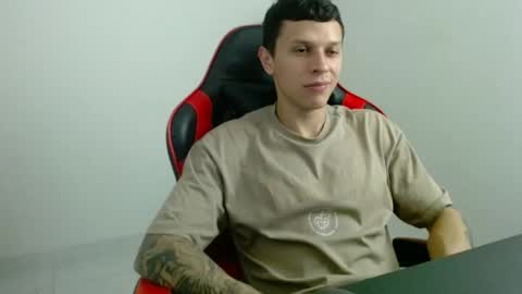 Snapshot of masterdave7 chatting on November 9, 2025, 11:25 pm Dave online show from November 9, 2025, 11:25 pm