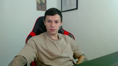 Snapshot of masterdave7 chatting on November 23, 2025, 11:21 am Dave online show from November 23, 2025, 11:21 am