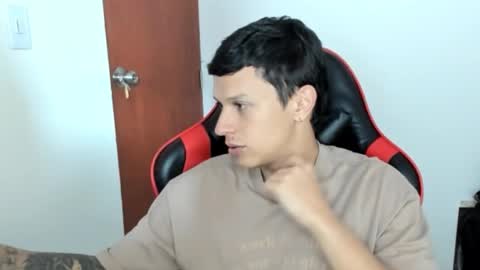 Snapshot of masterdave7 chatting on January 18, 2026, 1:15 pm Dave online show from January 18, 2026, 1:15 pm