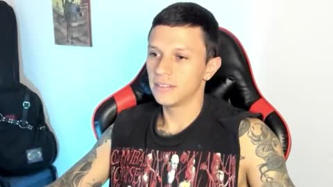 Snapshot of masterdave7 chatting on February 18, 2026, 5:42 pm Dave online show from February 18, 2026, 5:42 pm