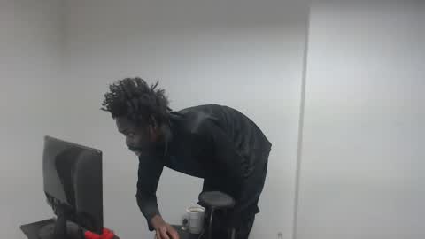 Masterdomfuck online show from April 27, 2026, 9:51 am