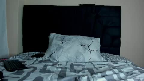 masterfiterotic online show from October 28, 2025, 9:17 pm