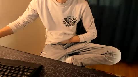 Snapshot of mastermiko chatting on December 3, 2024, 8:06 pm Silly Rabbit online show from December 3, 2024, 8:06 pm