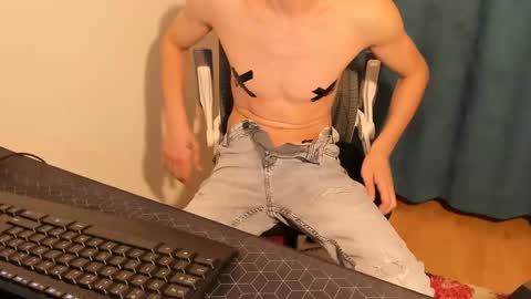 Snapshot of mastermiko chatting on February 14, 2025, 5:14 pm Silly Rabbit online show from February 14, 2025, 5:14 pm