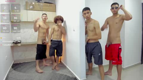 Snapshot of masters_sexx chatting on January 31, 2025, 2:39 pm Team Cris Darwin- Fernando- Stiven- David online show from January 31, 2025, 2:39 pm