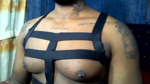 Snapshot of mastershow69 chatting on February 11, 2025, 11:01 pm camilo online show from February 11, 2025, 11:01 pm