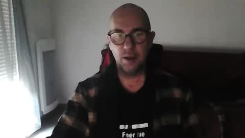 mat11efou online show from January 6, 2026, 10:08 am