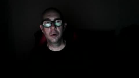 mat11efou online show from February 1, 2026, 9:46 pm