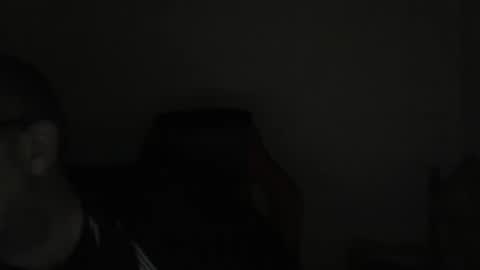 Snapshot of mat11efou chatting on May 3, 2026, 10:05 pm mat11efou online show from May 3, 2026, 10:05 pm