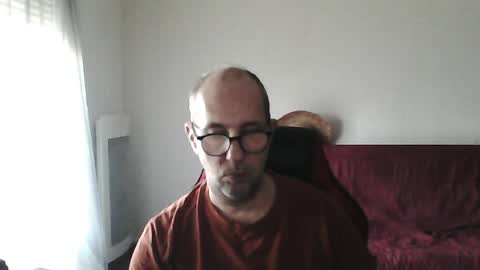 Snapshot of mat11efou chatting on June 14, 2026, 9:11 am mat11efou online show from June 14, 2026, 9:11 am