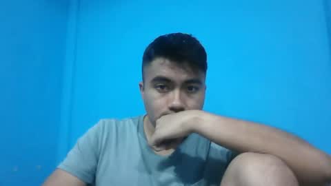 Snapshot of mat9812 chatting on July 7, 2026, 12:57 am mat9812 online show from July 7, 2026, 12:57 am