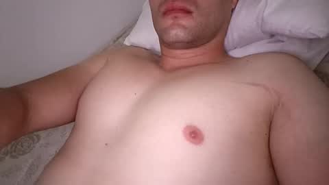 mateo2803 online show from March 5, 2026, 10:28 pm