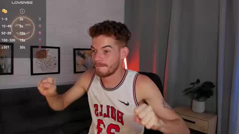 MATEO HUNTER online show from November 12, 2025, 3:07 am