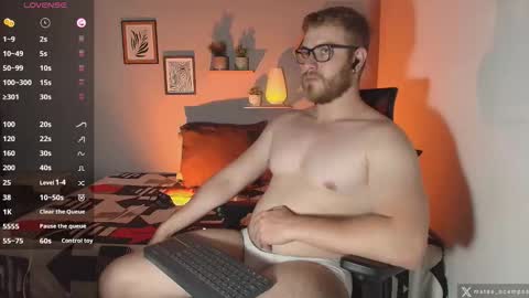 Mateo Ocampo online show from October 9, 2025, 9:02 pm