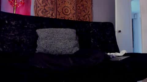 Mateo online show from February 14, 2026, 6:26 pm