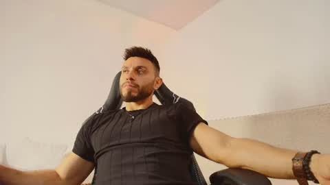 Snapshot of mateo_vega_ chatting on June 24, 2026, 4:00 am MATEO online show from June 24, 2026, 4:00 am