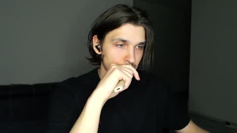 mateo_zeus online show from April 27, 2026, 1:03 am