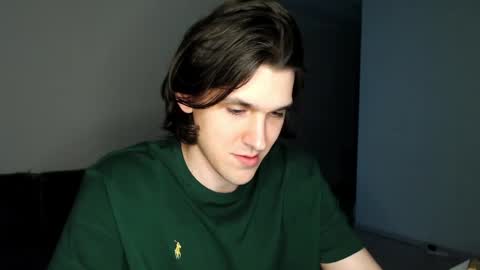 mateo_zeus online show from April 27, 2026, 10:52 pm
