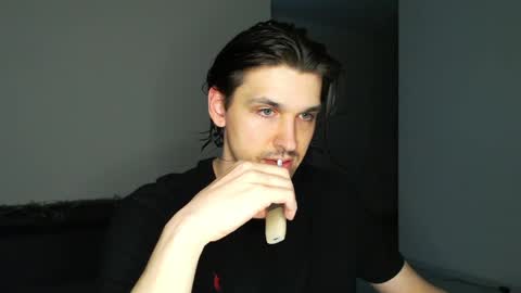 Snapshot of mateo_zeus chatting on May 18, 2026, 9:42 pm mateo_zeus online show from May 18, 2026, 9:42 pm