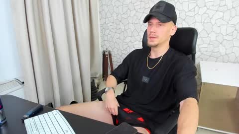 Snapshot of mateobenjamin chatting on February 8, 2025, 2:49 pm MateoBenjamin online show from February 8, 2025, 2:49 pm