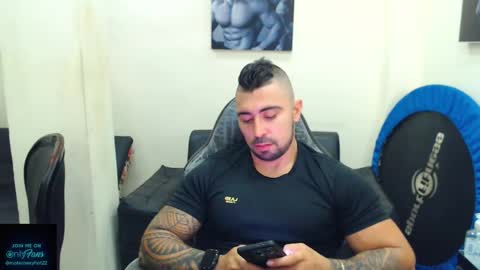 Mateo online show from April 25, 2026, 9:45 pm