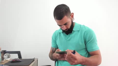 Matheus     online show from January 10, 2025, 4:20 pm