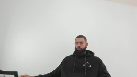 Matheus     online show from January 28, 2025, 5:35 pm