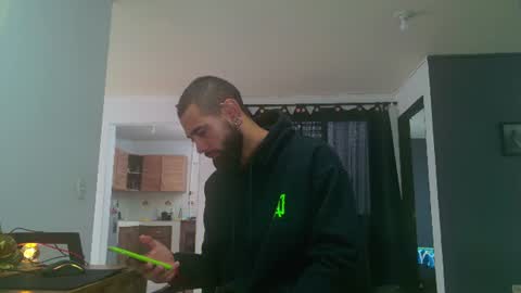 Snapshot of matheusbeard2 chatting on June 22, 2026, 12:35 pm Matheus online show from June 22, 2026, 12:35 pm