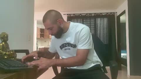 Snapshot of matheusbeard2 chatting on July 21, 2026, 9:06 pm Matheus online show from July 21, 2026, 9:06 pm