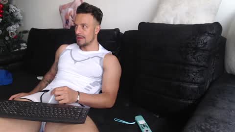 Snapshot of mathew_tatu chatting on December 13, 2024, 2:38 pm ..................................................................................................onlyfans i am mathew online show from December 13, 2024, 2:38 pm