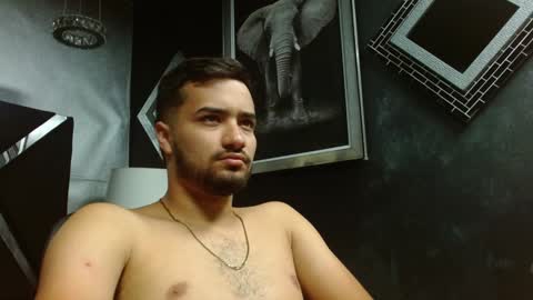 Snapshot of mathews_colton1 chatting on January 2, 2025, 11:31 am Mathews online show from January 2, 2025, 11:31 am