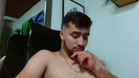 Snapshot of mathews_colton1 chatting on March 11, 2025, 2:40 pm Mathews online show from March 11, 2025, 2:40 pm