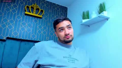 Snapshot of mathews_colton1 chatting on November 7, 2025, 12:05 pm Mathews online show from November 7, 2025, 12:05 pm