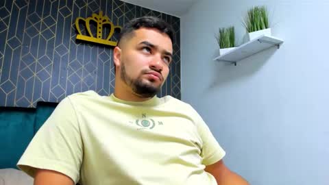 Snapshot of mathews_colton1 chatting on November 25, 2025, 11:43 am Mathews online show from November 25, 2025, 11:43 am